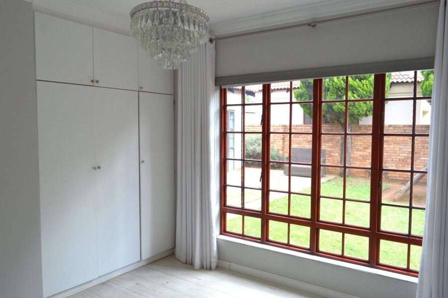 3 Bedroom Property for Sale in Flamwood North West